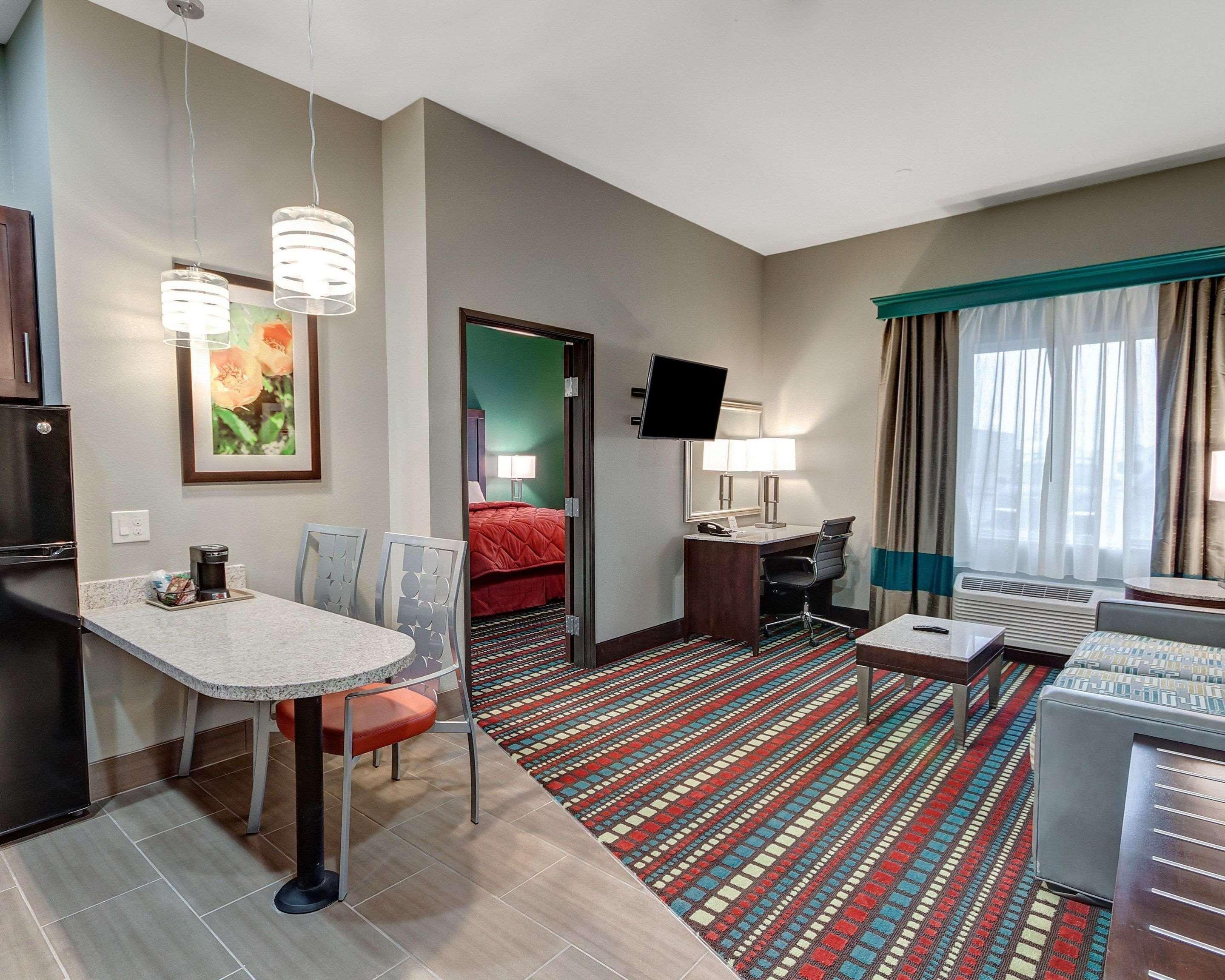 Mainstay Suites Хоббс Экстерьер фото