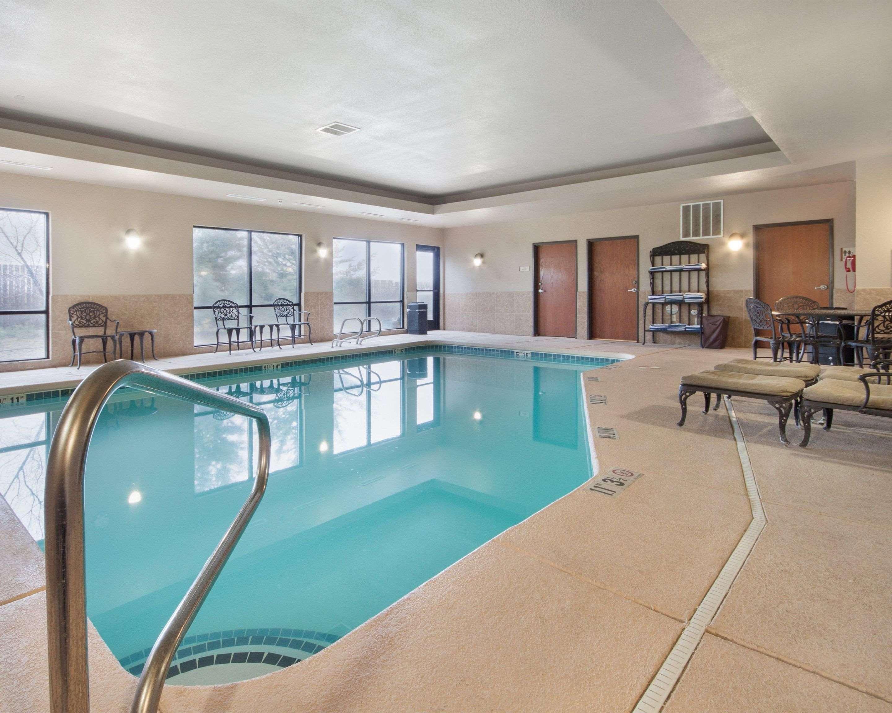 Mainstay Suites Хоббс Экстерьер фото