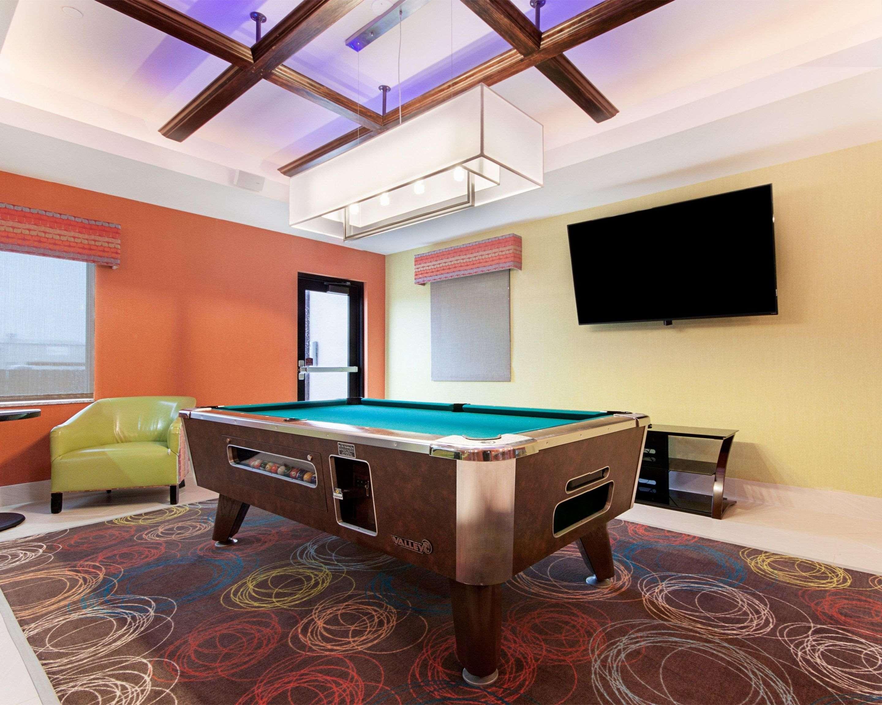 Mainstay Suites Хоббс Экстерьер фото